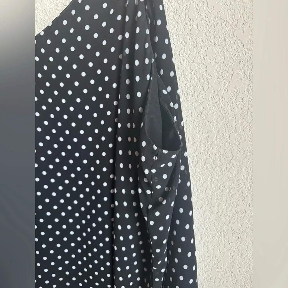 Torrid Sophie Polka Dot Chiffon Swing Camisole Tank 5 - Picture 4 of 7